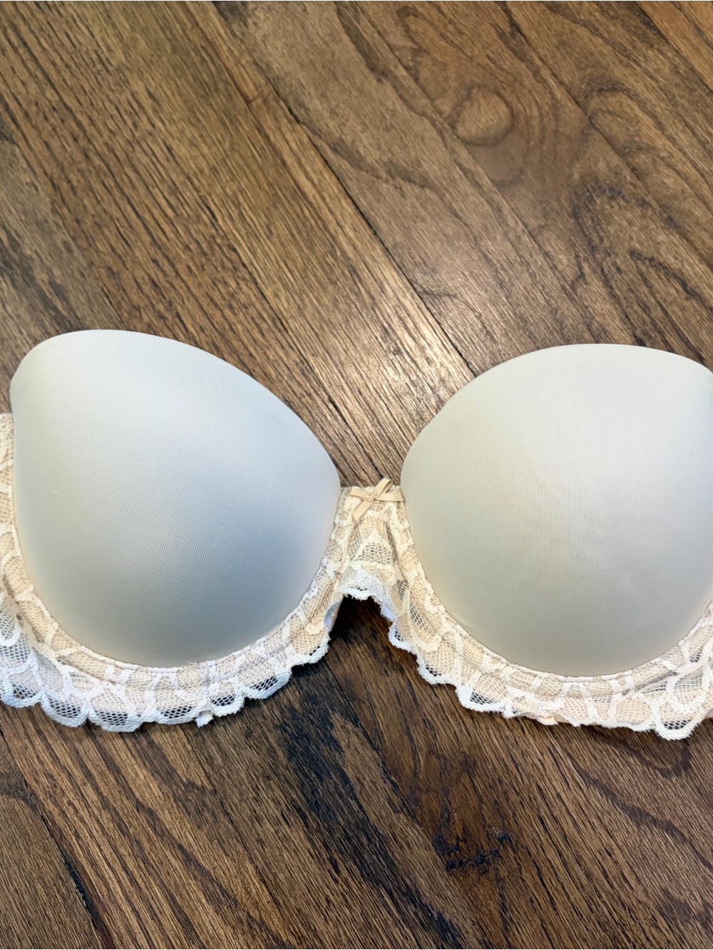 SO Strapless Lace Trim Bra in Ivory, 36B